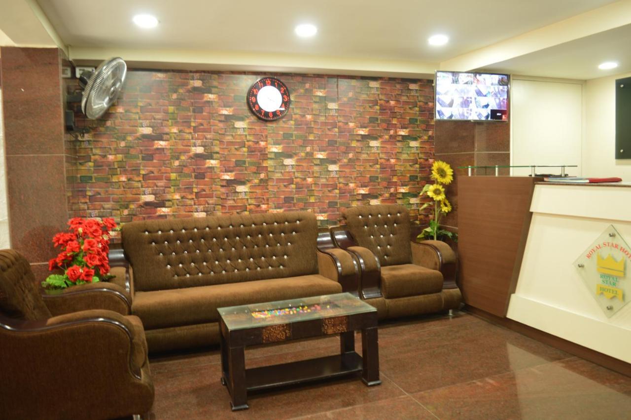 Royal Star Hotels Bangalore Exterior foto