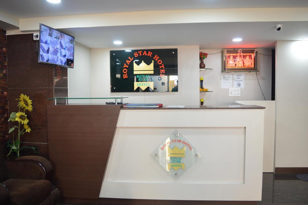 Royal Star Hotels Bangalore Exterior foto
